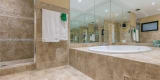 19701 W Oakmont Dr Gallery 30