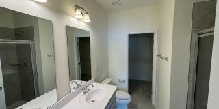 Room in 2 Bedroom Home at Cleburne Ave Gallery 23