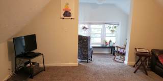 1537 E. North Ave.....Single Family House! Gallery 23
