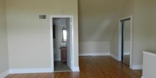 304 Chateau Rive Street Gallery 8