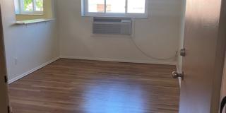 Gross Street Gallery 7