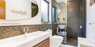 5911 Alton Rd MIAMI BEACH, FL 33140 Gallery 36