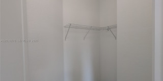 2151 NE 37th Ter Gallery 64