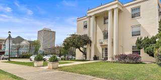 One Bedroom Apartment in Belhaven Gallery 3