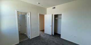 Upgraded & Spacious 4 Bedroom, 3.5 Bathroom Home Gallery 12