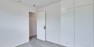 6063 Pineland Avenue Gallery 28