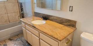 4 BEDROOM, 3 BATH RANCH STYLE HOME Gallery 1