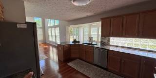 33199 Ambleside Drive Gallery 19