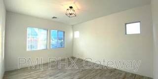 2353 E Athena Ave Gallery 22