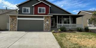 Beautiful 3 bed 2.5 Bath Home in East Loveland, CO! Gallery 1