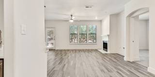 The Berkeley Luxury Apartment Homes Gallery 35