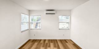 Beautifully Renovated 2 Bed/1 Bath Duplex – Move-In Ready in the Heart of Clearwater! Gallery 17