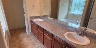 4 bedroom/2.5 bathroom in Savannah, GA Gallery 8
