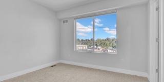 Stunning 3-bedroom, 4-bathroom townhouse! Gallery 16