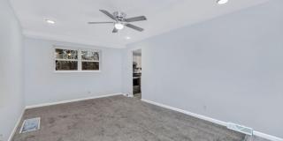 4284 Foley Road Gallery 4