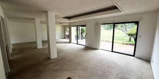 3/2/2 - Spacious Golf Course Home in Gated Queens Gate II Gallery 1