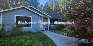 Immaculate rambler on large lot in Olalla Gallery 1