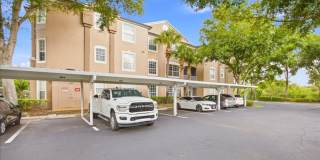 Lovely condo for Rent Gallery 1