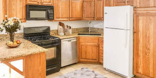 Remodeled 2 Bed/2 Bath town home w/garage in Escondido Remodeled 2 Bed/2 Bath town home w/garage in Escondido Gallery 1