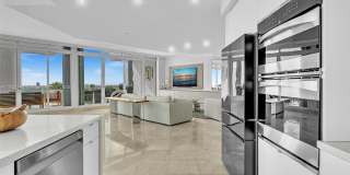 16500 Collins Ave Gallery 12