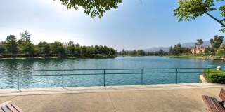 Updated & Furnished 3BR Townhome with Loft & Lake Access Gallery 40