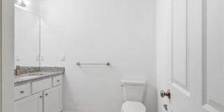 939 19th Street Gallery 17