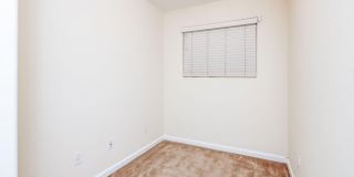 Clean and neat 4 bedroom, 2 bathroom single story in the Fancher Creek area 93727 Gallery 13