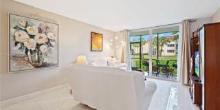 711 S Hollybrook Dr Gallery 9