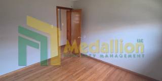 Spacious 6-Bedroom Home with Finished Basement and Backyard Gallery 15