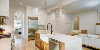 1268 Hayes Drive SE Gallery 9