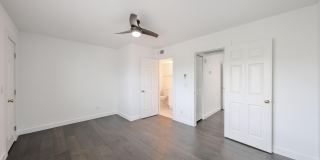 812 W 14TH Street Gallery 38