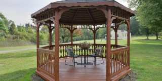 Luxurious living in Potomac! Main House and Guest House included! Gallery 25