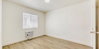 1014 N 4th Street Gallery 21