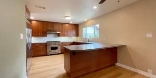 Updated and Spacious 4 Bedroom in Laguna Lake Gallery 7