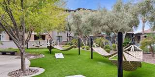 The Laurel Apartments Gallery 10