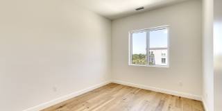 600 3rd Ave S Gallery 21