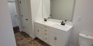 Spacious 4BR/.5BA Home in Steele Creek Gallery 15