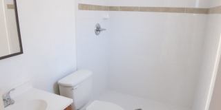Hacienda Estates Three Bedroom Two Bath home !!! Close to Hospital and Retail Stores Gallery 10