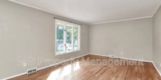 5022 Furman Place Gallery 24
