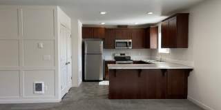 C221-Daybreak Gardens Apartments Gallery 1