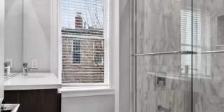 VICTORIAN MANSION STEPS FROM STANTON PARK Gallery 27
