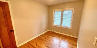 6464 William St – 3 Bed/2 Bath | Hardwood Floors, Attached Garage, Fenced Yard, Pet Friendly Gallery 8