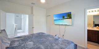 378 NE 47th Place Gallery 15