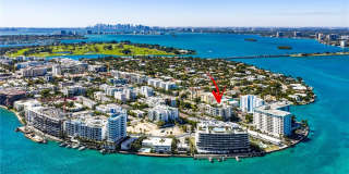 Clara Bay Harbor I Gallery 25