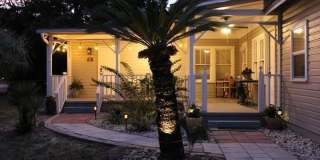 37 SE Magnolia Avenue Gallery 4