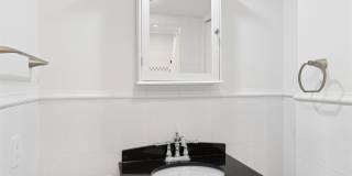 250 Oak Road Gallery 13