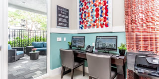 Metropolitan Gallery 16