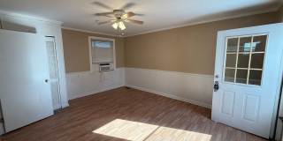 2 bedroom duplex in the highlands! Gallery 5