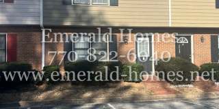 READY NOW! Beautiful townhome! 2 bedroom 2.5 bathroom in Snellville Gallery 1