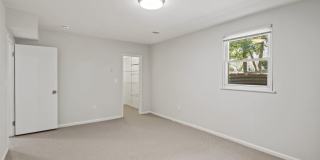 Ready for move in!  Home in water privileged Hillsmere! Gallery 13